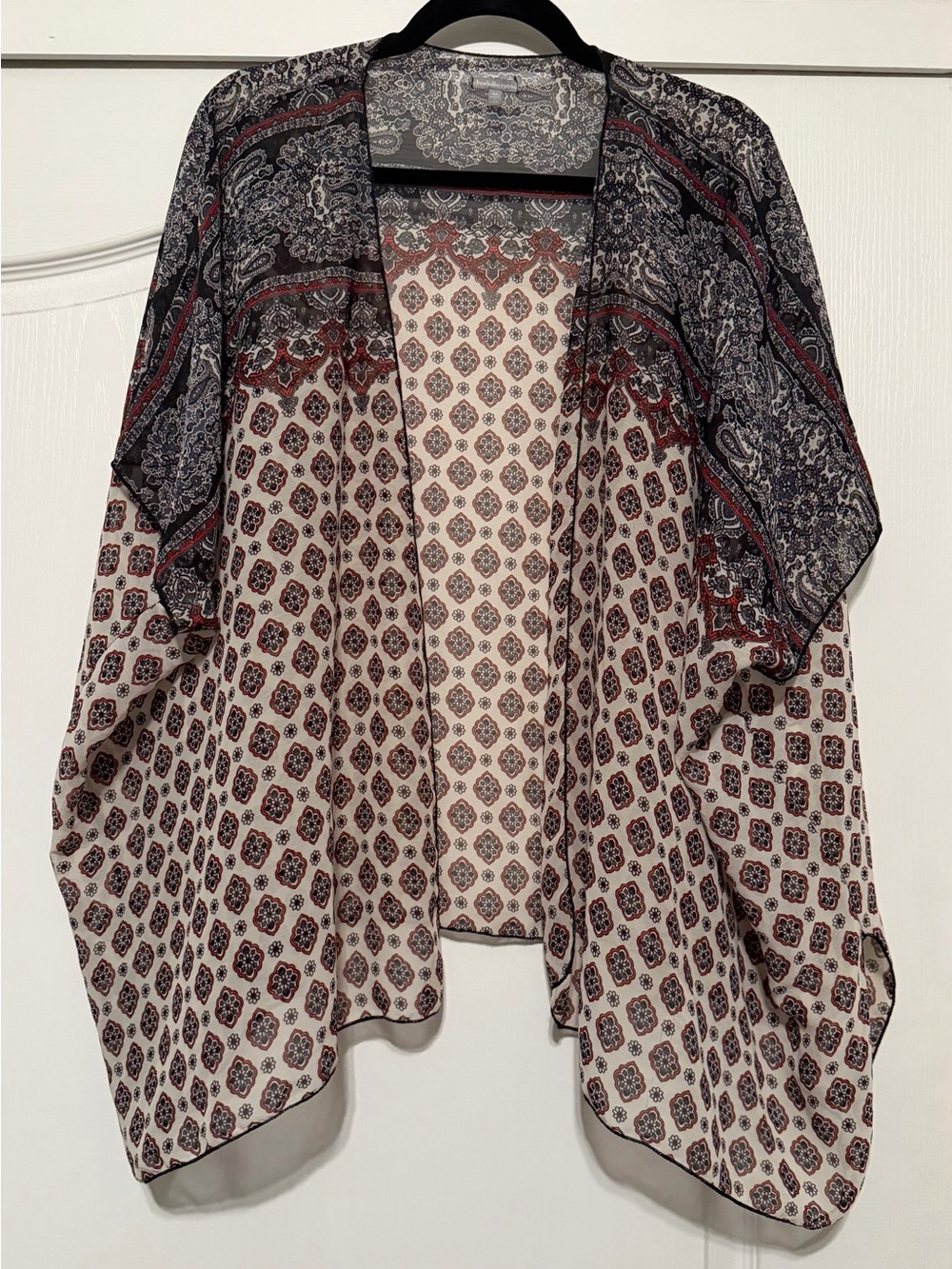 Charlotte Russe Cream, Printed Open-Front Kimono